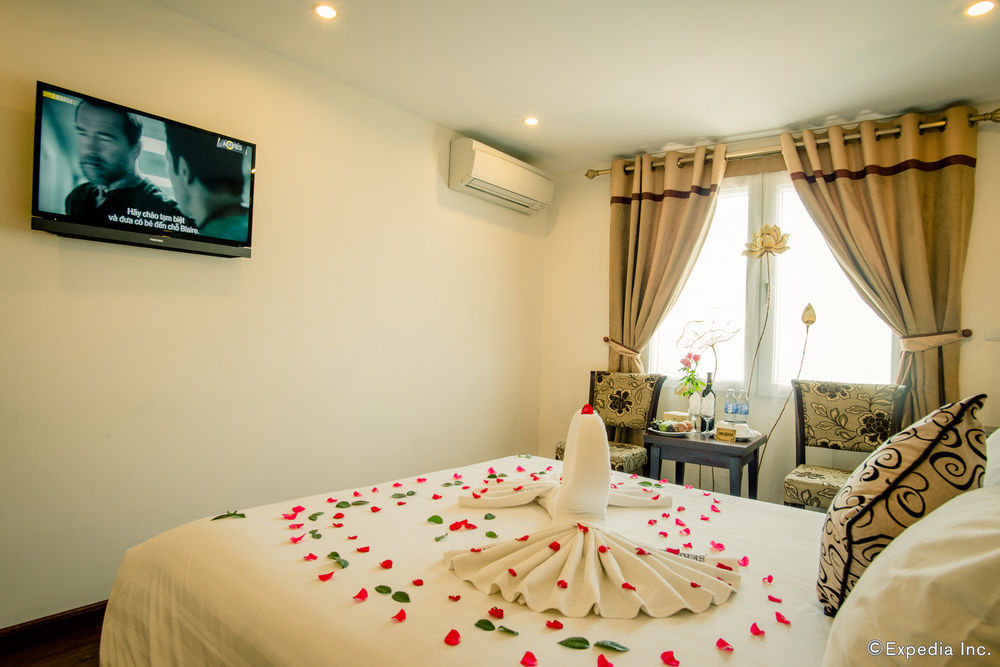 Serene Premier Hotel Hanoi Luaran gambar